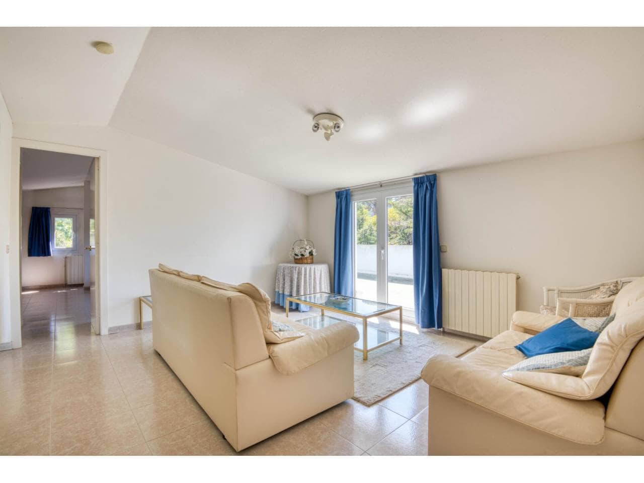 3 soverom Villa til salgs i Santa Cristina d'Aro med svømmebasseng garasje - € 785 000 (Ref: 9816925)