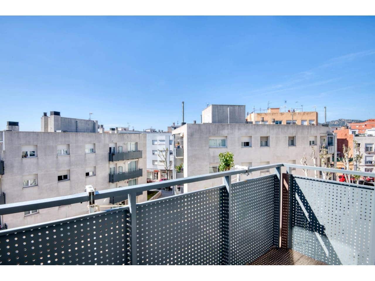 3 bedroom Flat for sale in Sant Feliu de Guixols with garage - € 235,000 (Ref: 9819806)