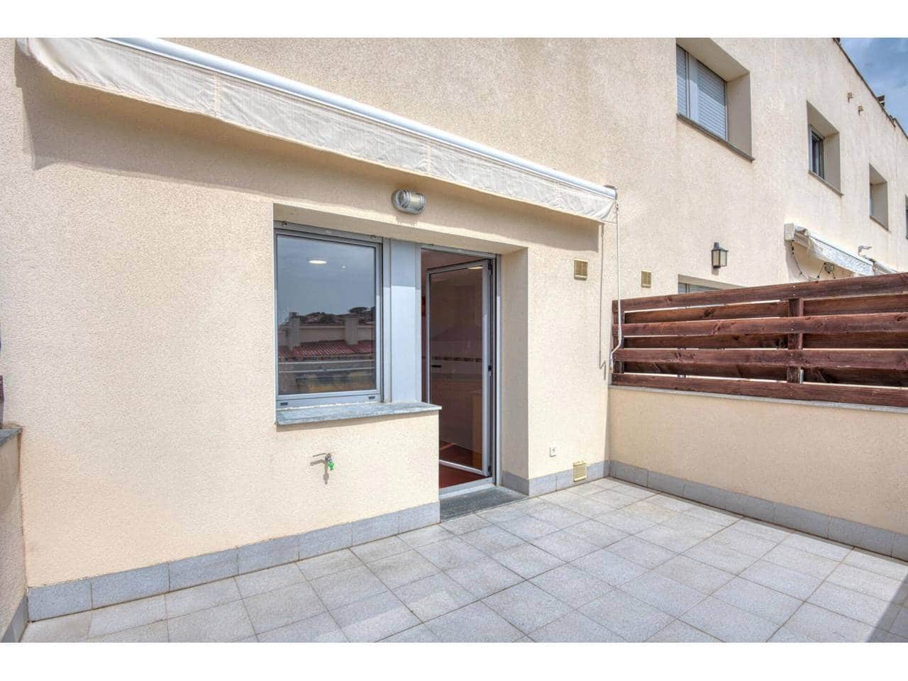 3 slaapkamer Halfvrijstaande villa te koop in Sant Feliu de Guixols met zwembad garage - € 368.000 (Ref: 9819807)