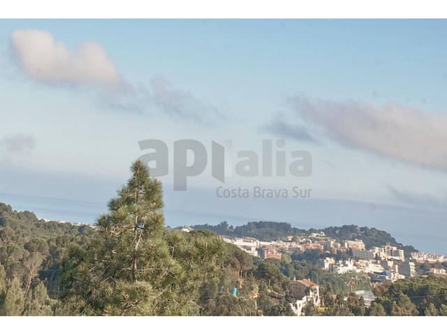 6 soveværelse Villa til salg i Lloret de Mar - € 370.000 (Ref: 9821915)