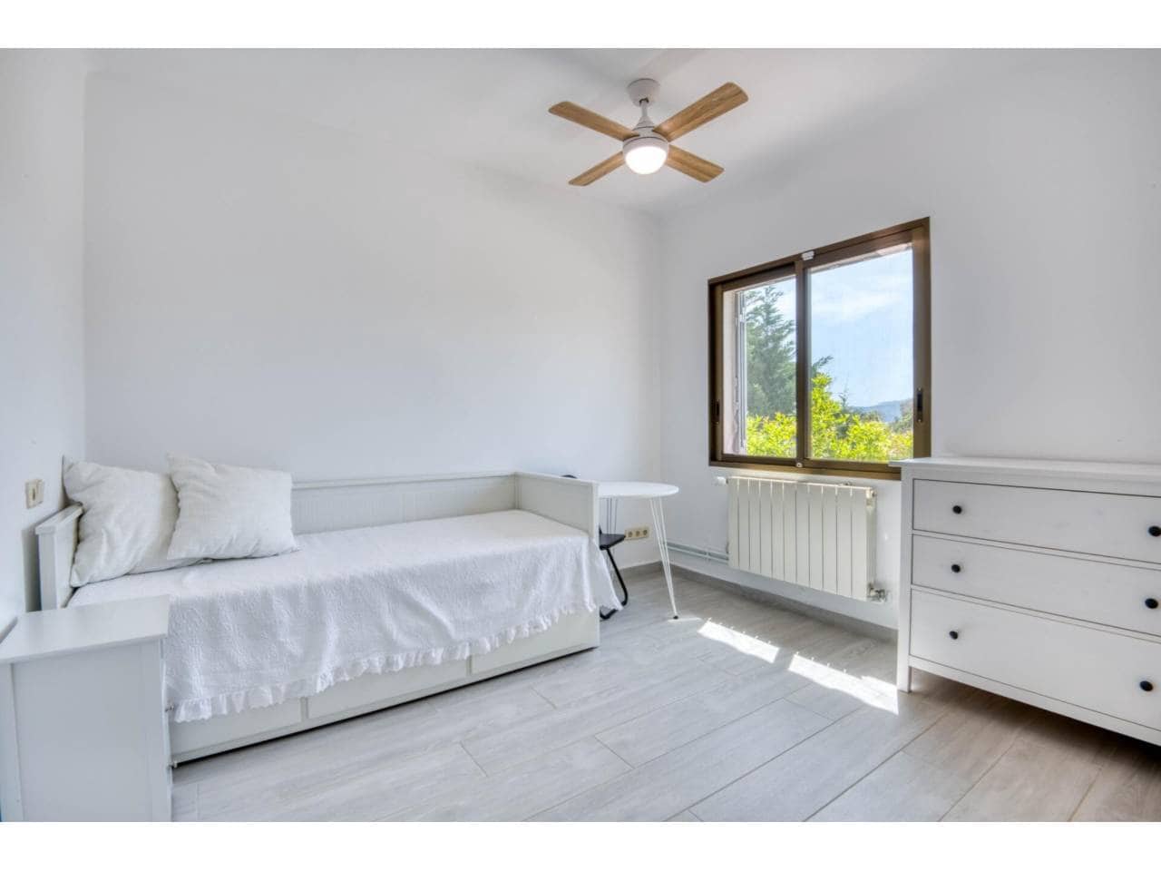 4 chambre Villa/Maison à vendre à Santa Cristina d'Aro avec piscine garage - 495 000 € (Ref: 9824543)