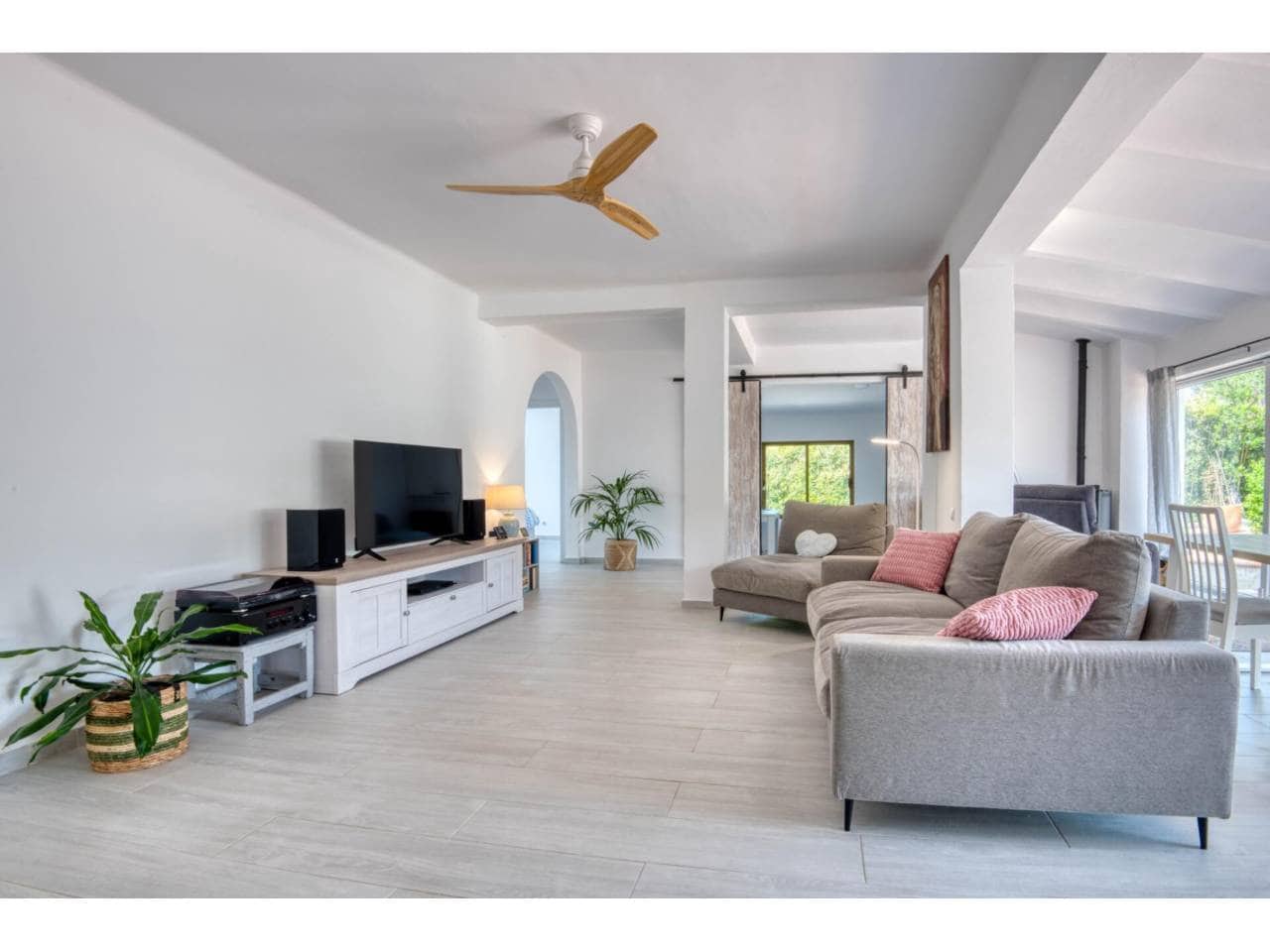 4 chambre Villa/Maison à vendre à Santa Cristina d'Aro avec piscine garage - 495 000 € (Ref: 9824543)