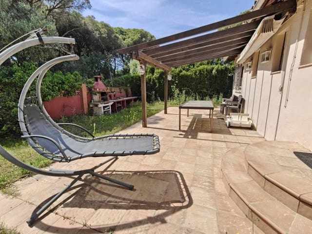 5 soveværelse Villa til salg i Sant Antoni de Calonge, Calonge i Sant Antoni med garage - € 475.000 (Ref: 9866371)