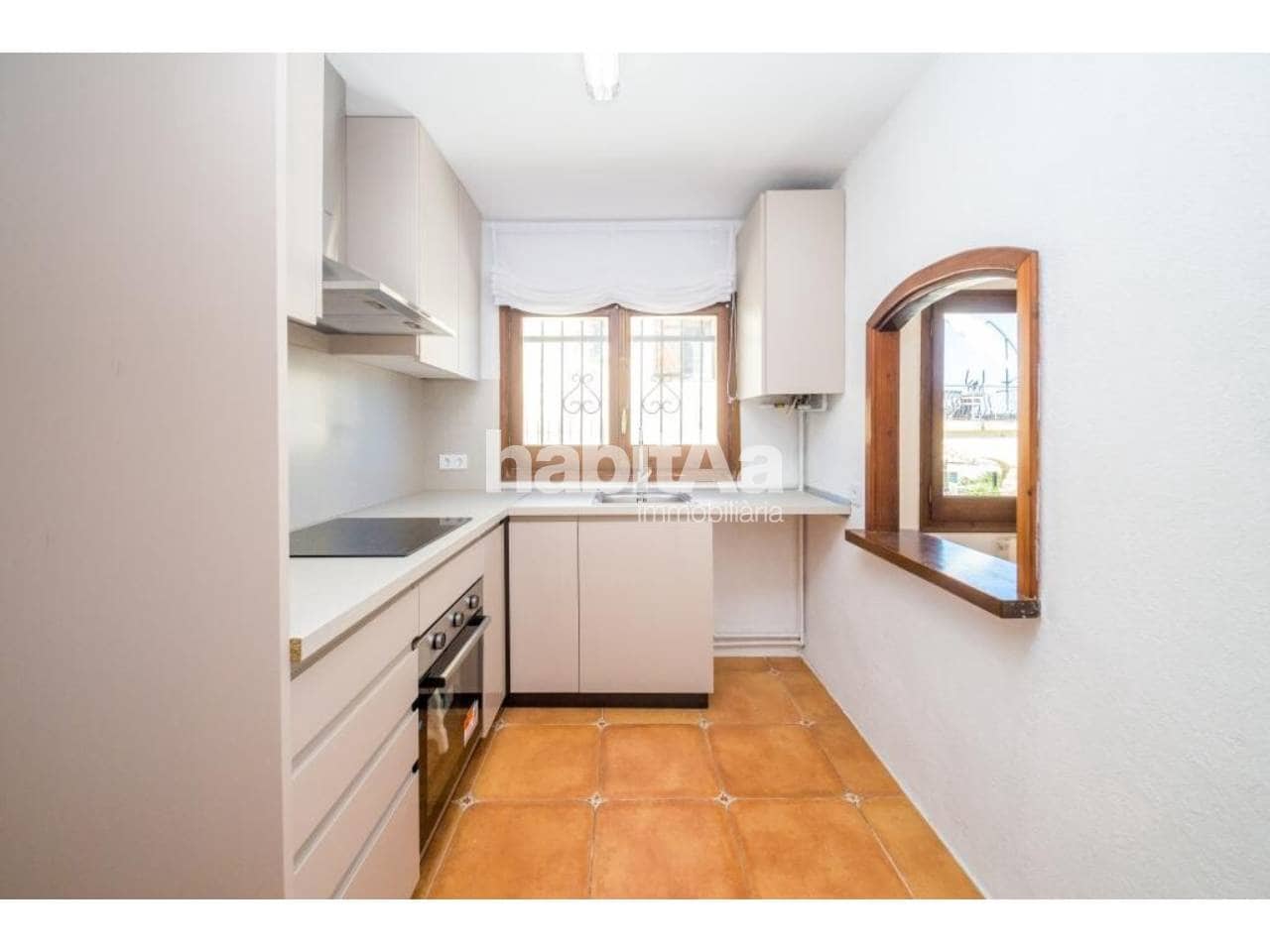 3 bedroom Villa for sale in Sant Antoni de Calonge - € 425,000 (Ref: 9866372)