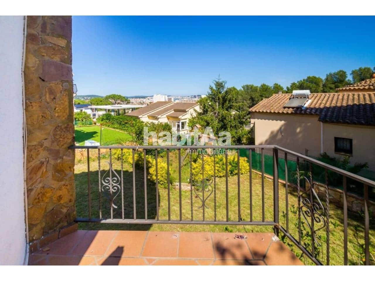3 bedroom Villa for sale in Sant Antoni de Calonge - € 425,000 (Ref: 9866372)