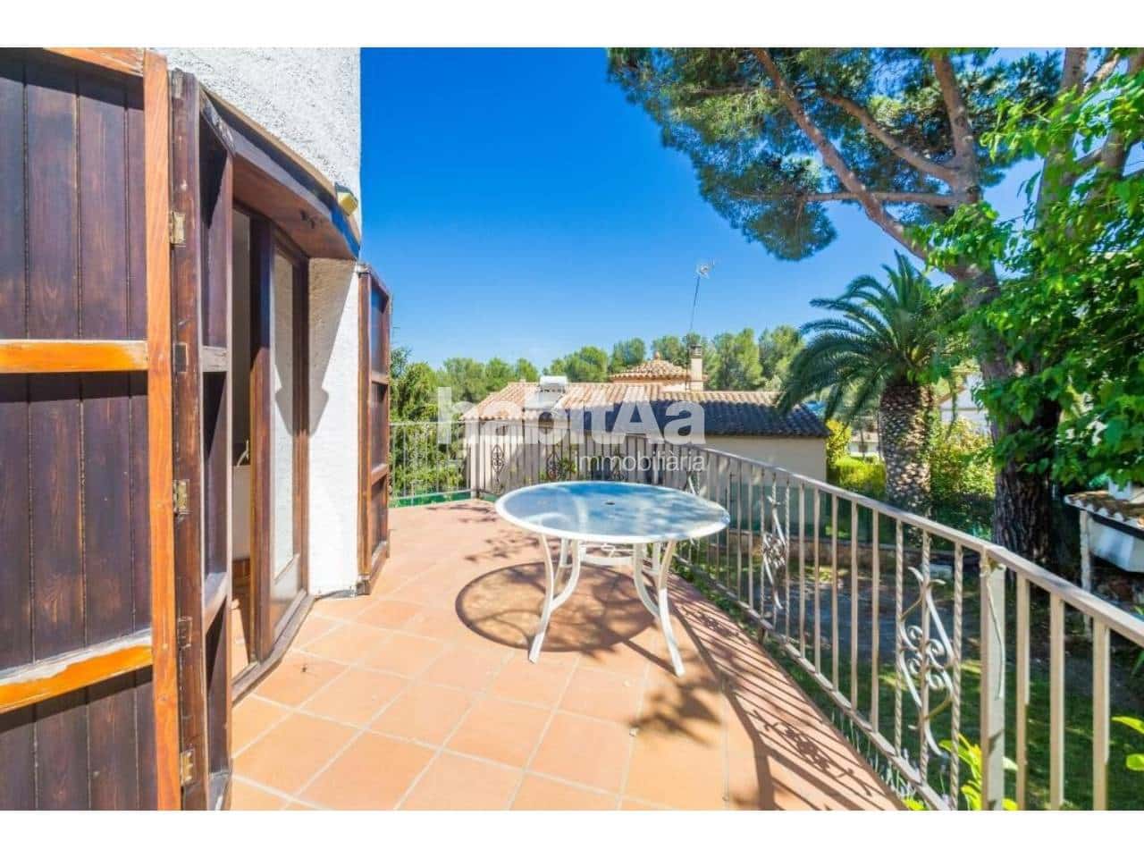 3 bedroom Villa for sale in Sant Antoni de Calonge - € 425,000 (Ref: 9866372)