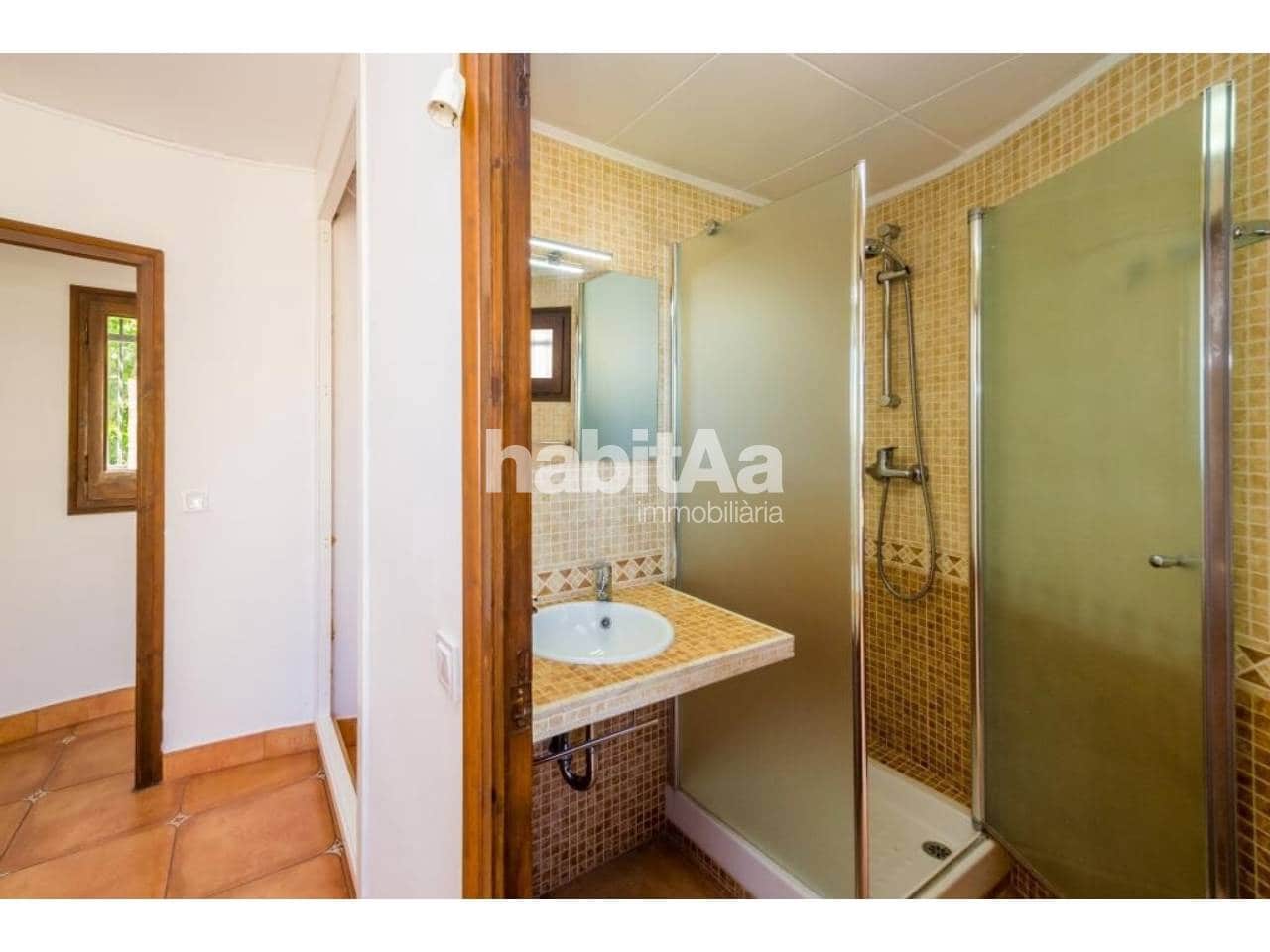 3 bedroom Villa for sale in Sant Antoni de Calonge - € 425,000 (Ref: 9866372)