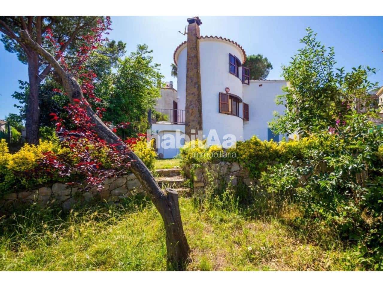 3 bedroom Villa for sale in Sant Antoni de Calonge - € 425,000 (Ref: 9866372)