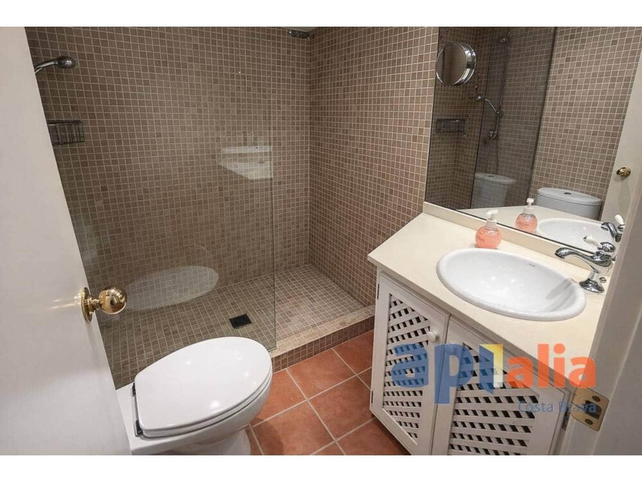 1 soveværelse Lejlighed til salg i Sant Antoni de Calonge med garage - € 335.000 (Ref: 9893631)