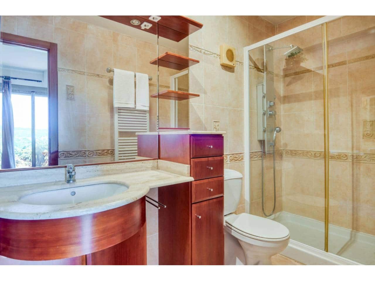 4 soveværelse Lejlighed til salg i Castell-Platja d'Aro med garage - € 360.000 (Ref: 9893632)
