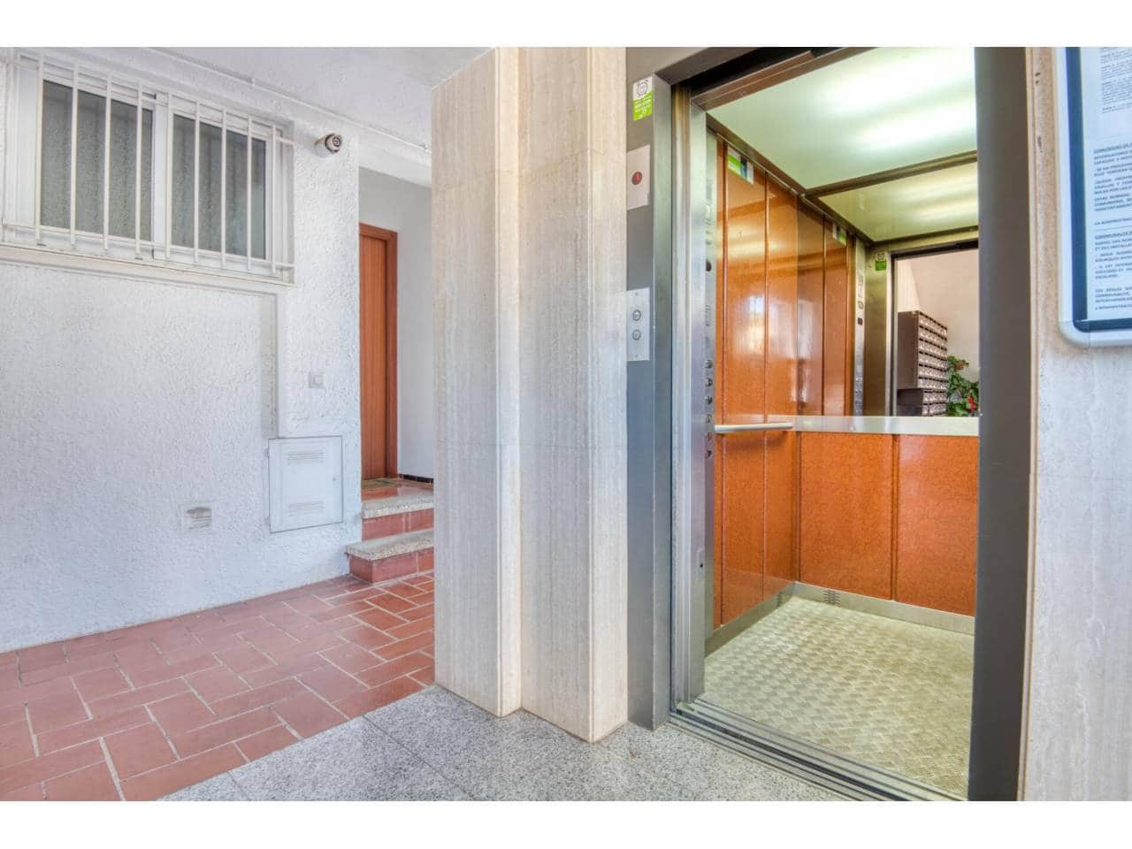4 soveværelse Lejlighed til salg i Castell-Platja d'Aro med garage - € 360.000 (Ref: 9893632)