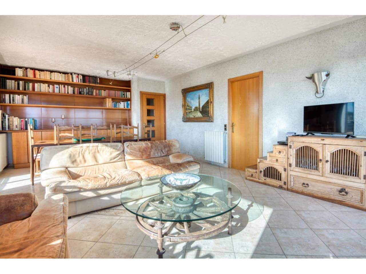 4 soveværelse Lejlighed til salg i Castell-Platja d'Aro med garage - € 360.000 (Ref: 9893632)