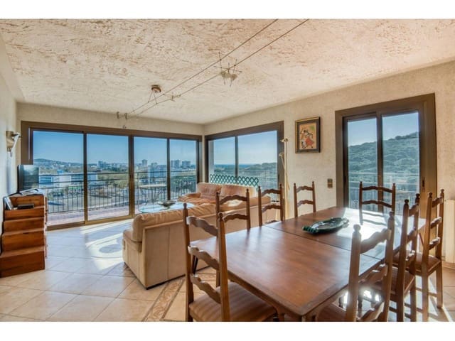 4 soveværelse Lejlighed til salg i Castell-Platja d'Aro med garage - € 360.000 (Ref: 9893632)