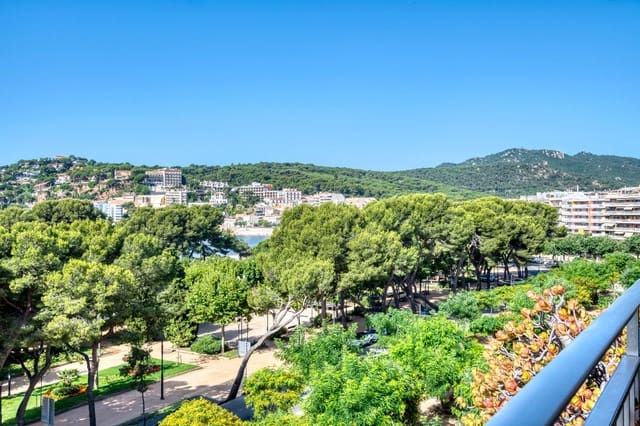 3 slaapkamer Flat te koop in Sant Feliu de Guíxols met garage - € 650.000 (Ref: 9985708)