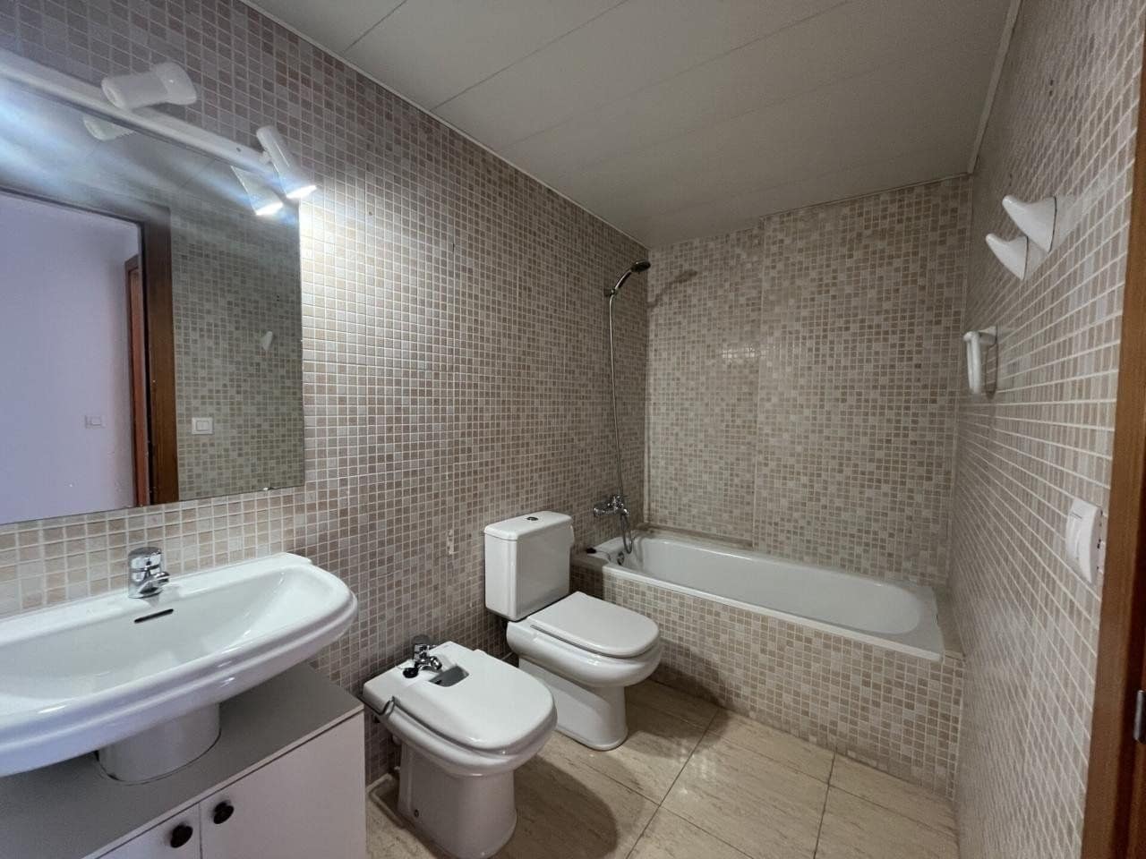 2 sovrum Lägenhet till salu i Sant Feliu de Guixols med garage - 245 000 € (Ref: 9985709)