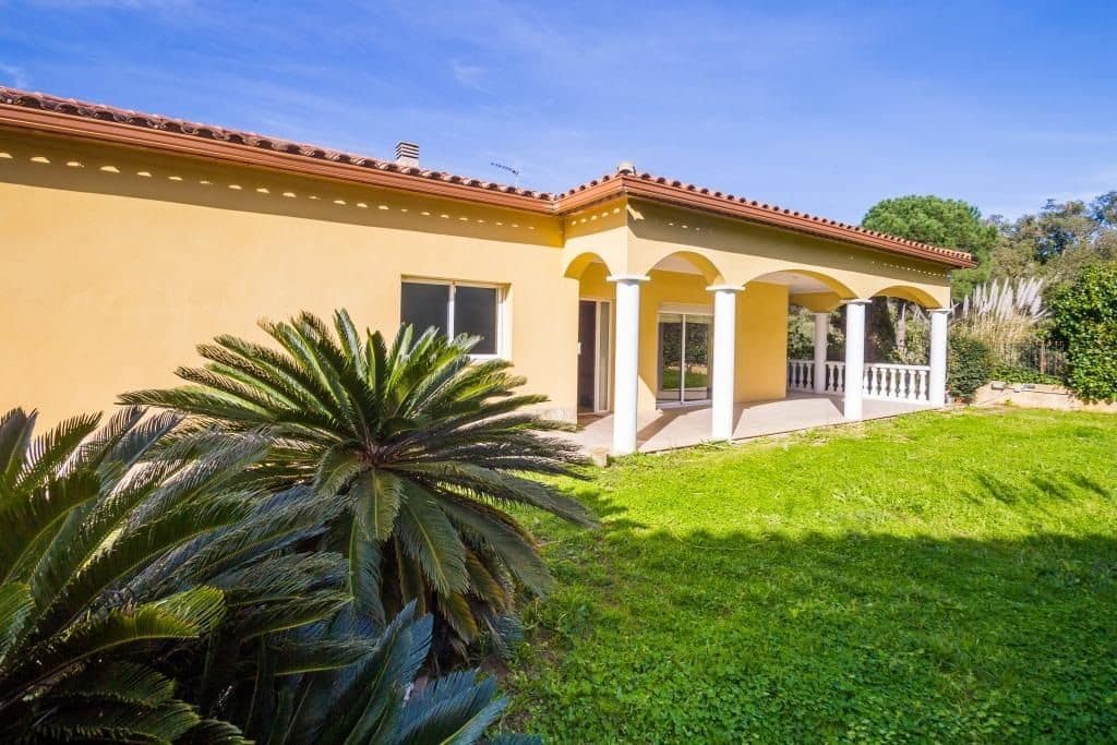 3 bedroom Villa for sale in Platja d'Aro - € 460,000 (Ref: 9985710)