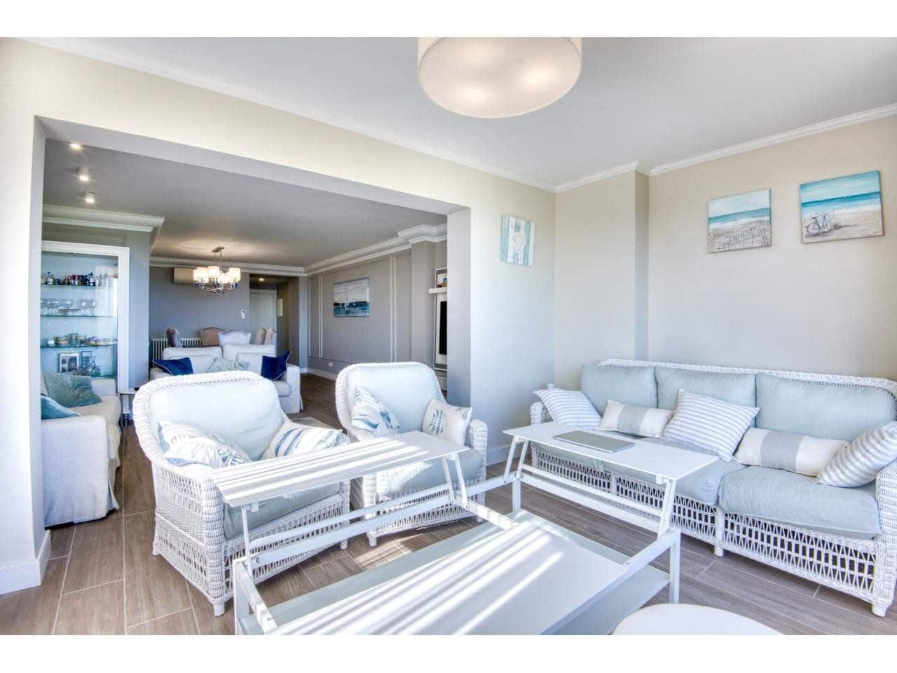 2 soveværelse Lejlighed til salg i S'Agaro med swimmingpool garage - € 679.000 (Ref: 9985713)