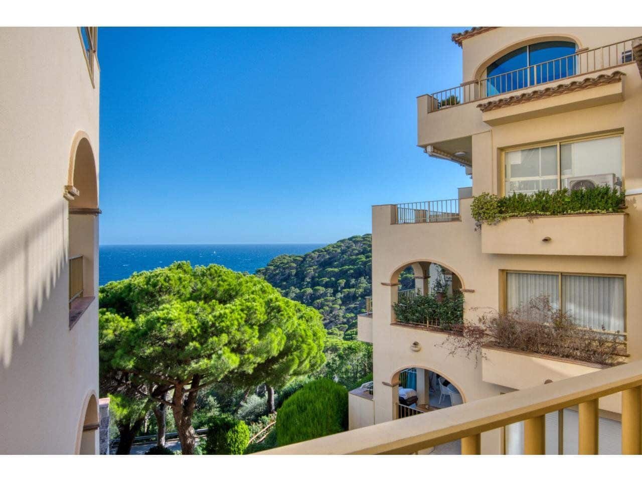 2 soveværelse Lejlighed til salg i S'Agaro med swimmingpool garage - € 679.000 (Ref: 9985713)