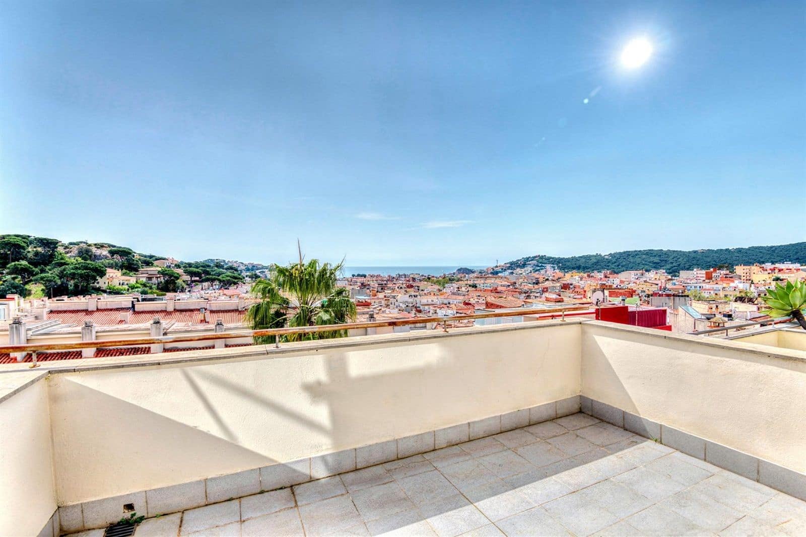 3 soverom Hus til salgs i Sant Feliu de Guixols med svømmebasseng - € 358 000 (Ref: 9985716)