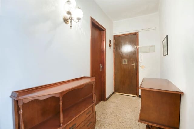 3 soverom Leilighet til salgs i Sant Feliu de Guíxols - € 235 000 (Ref: 9985717)