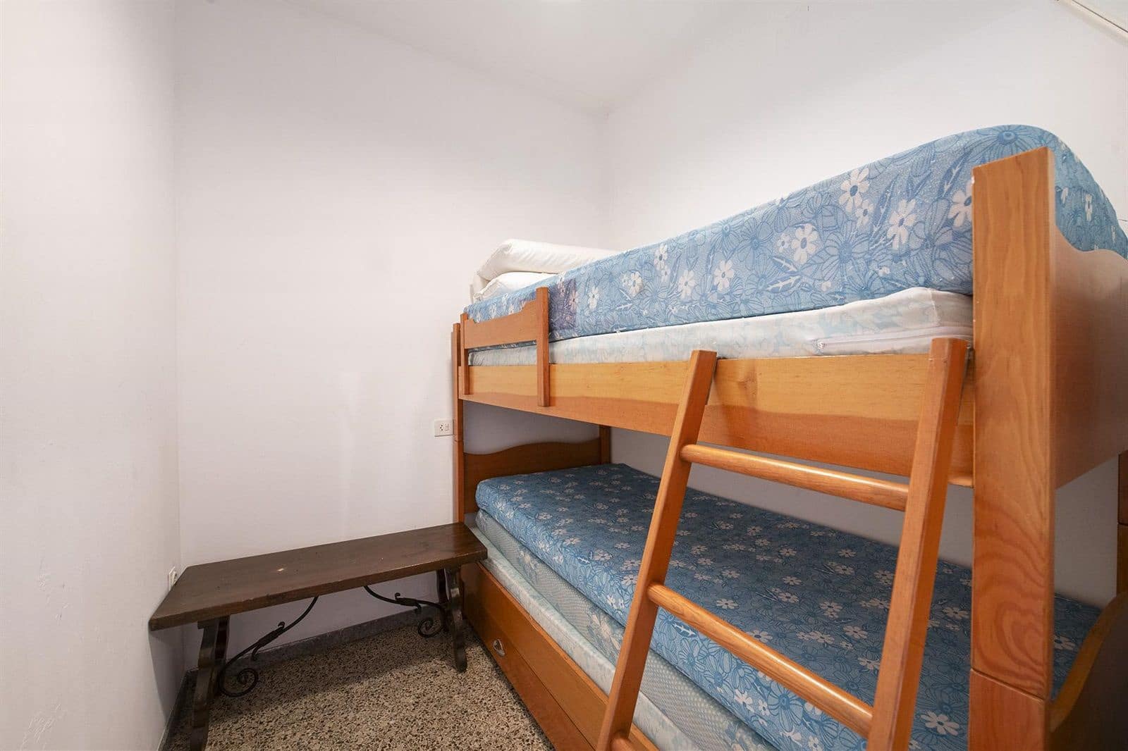 Piso de 3 habitaciones en Platja d'Aro en venta - 290.000 € (Ref: 9985718)