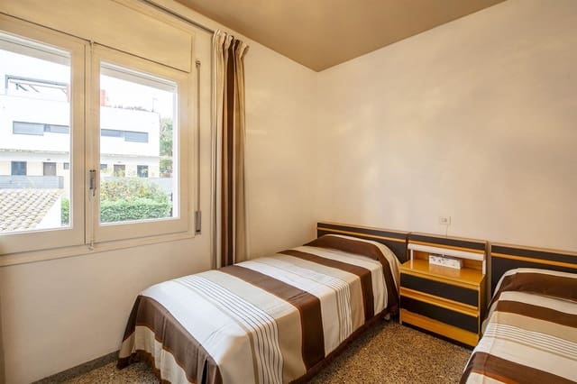 3 soverom Leilighet til salgs i Platja d'Aro, Castell-Platja d'Aro - € 290 000 (Ref: 9985718)