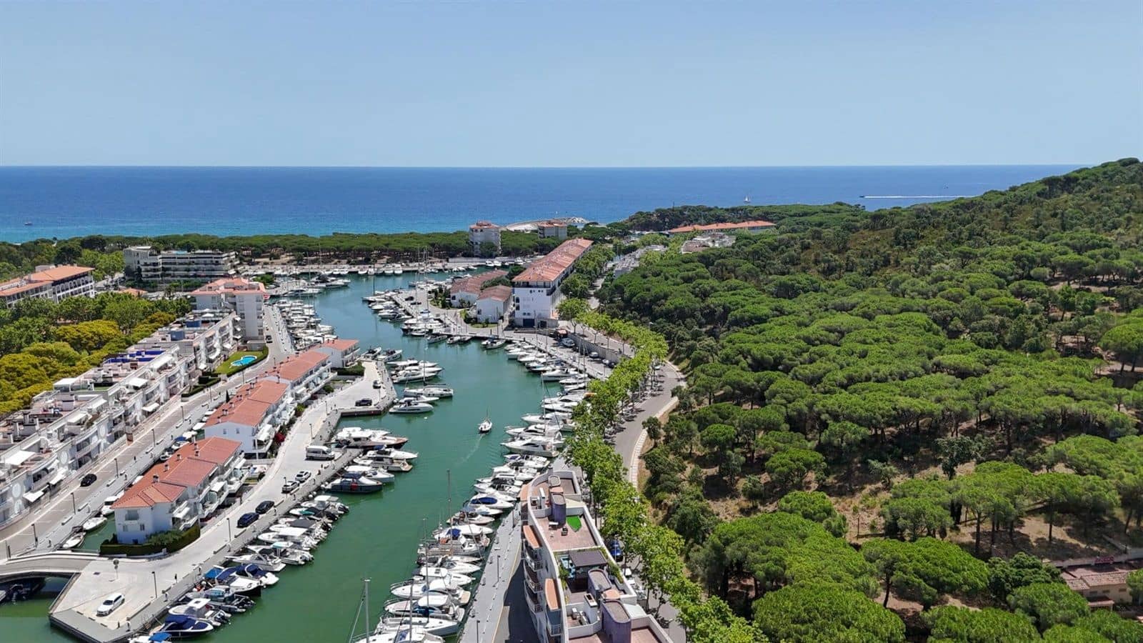 3 soveværelse Lejlighed til salg i Platja d'Aro - € 569.000 (Ref: 9985719)