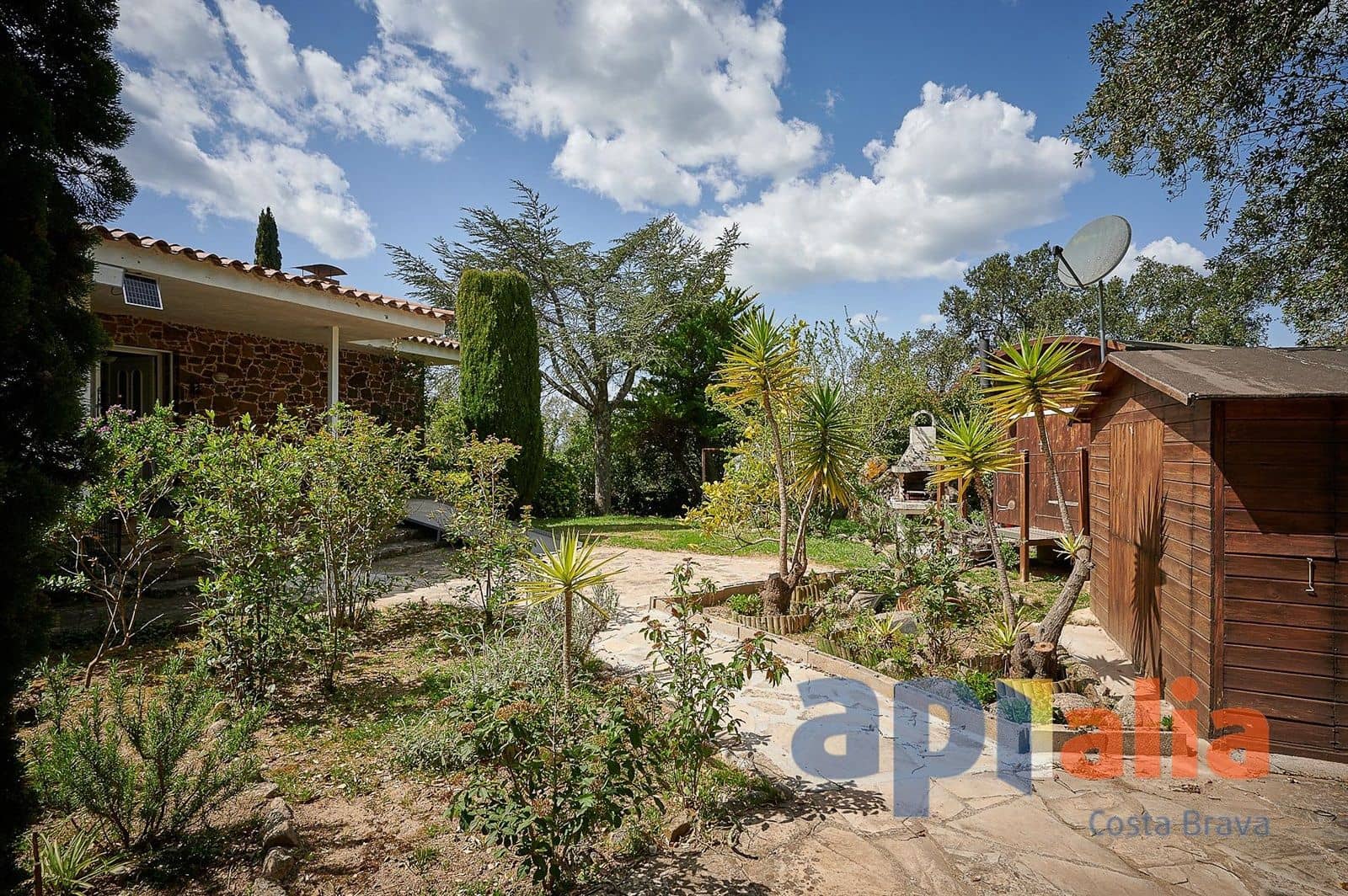 Chalet de 3 habitaciones en Romanya de la Selva en venta - 559.000 € (Ref: 9985723)