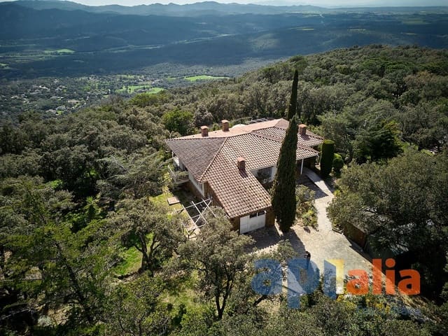 Chalet de 3 habitaciones en Romanya de la Selva, Santa Cristina d'Aro en venta - 559.000 € (Ref: 9985723)
