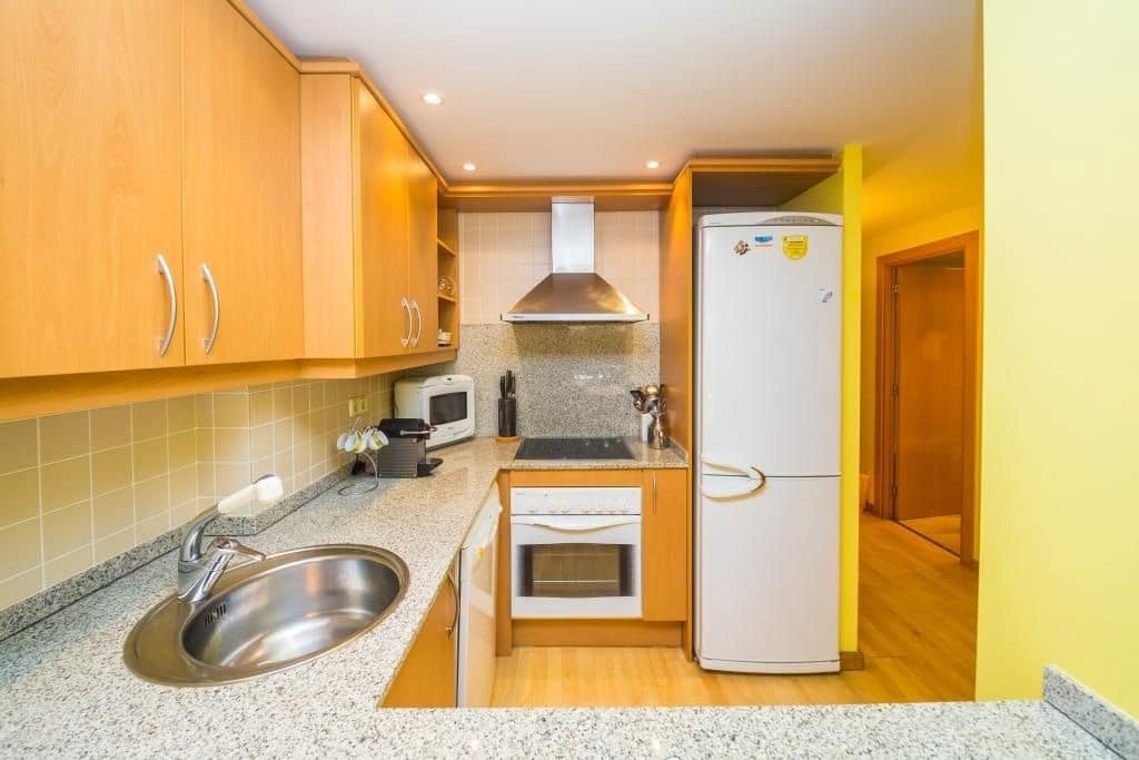 Piso de 2 habitaciones en S'Agaro en venta con piscina - 465.000 € (Ref: 9985724)