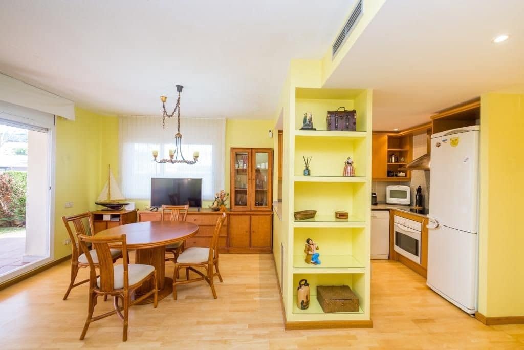 Piso de 2 habitaciones en S'Agaro en venta con piscina - 465.000 € (Ref: 9985724)