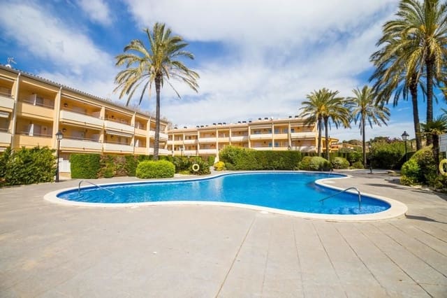 Piso de 2 habitaciones en S'Agaro, Castell-Platja d'Aro en venta con piscina - 465.000 € (Ref: 9985724)