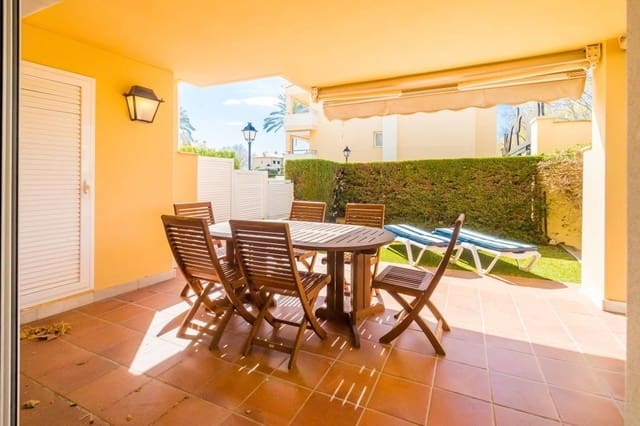 Piso de 2 habitaciones en S'Agaro, Castell-Platja d'Aro en venta con piscina - 465.000 € (Ref: 9985724)