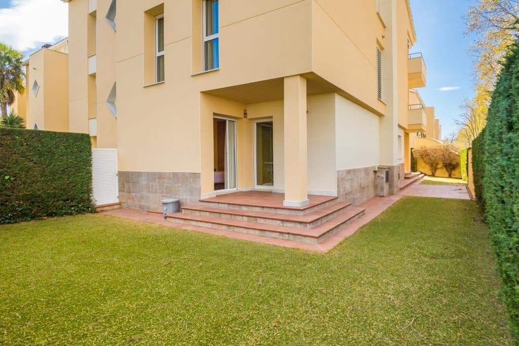 Piso de 2 habitaciones en S'Agaro en venta con piscina - 465.000 € (Ref: 9985724)