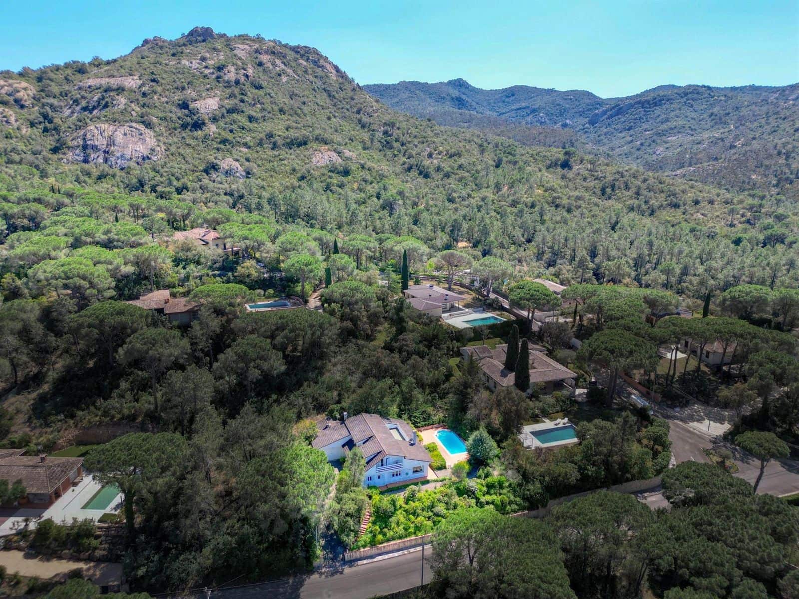 3 soveværelse Villa til salg i Santa Cristina d'Aro - € 785.000 (Ref: 9985725)