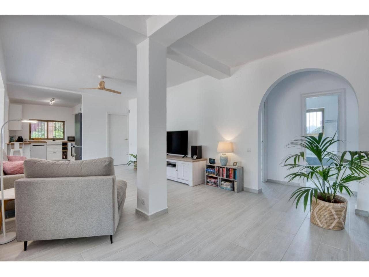 Chalet de 4 habitaciones en Santa Cristina d'Aro en venta con piscina garaje - 478.000 € (Ref: 9985726)
