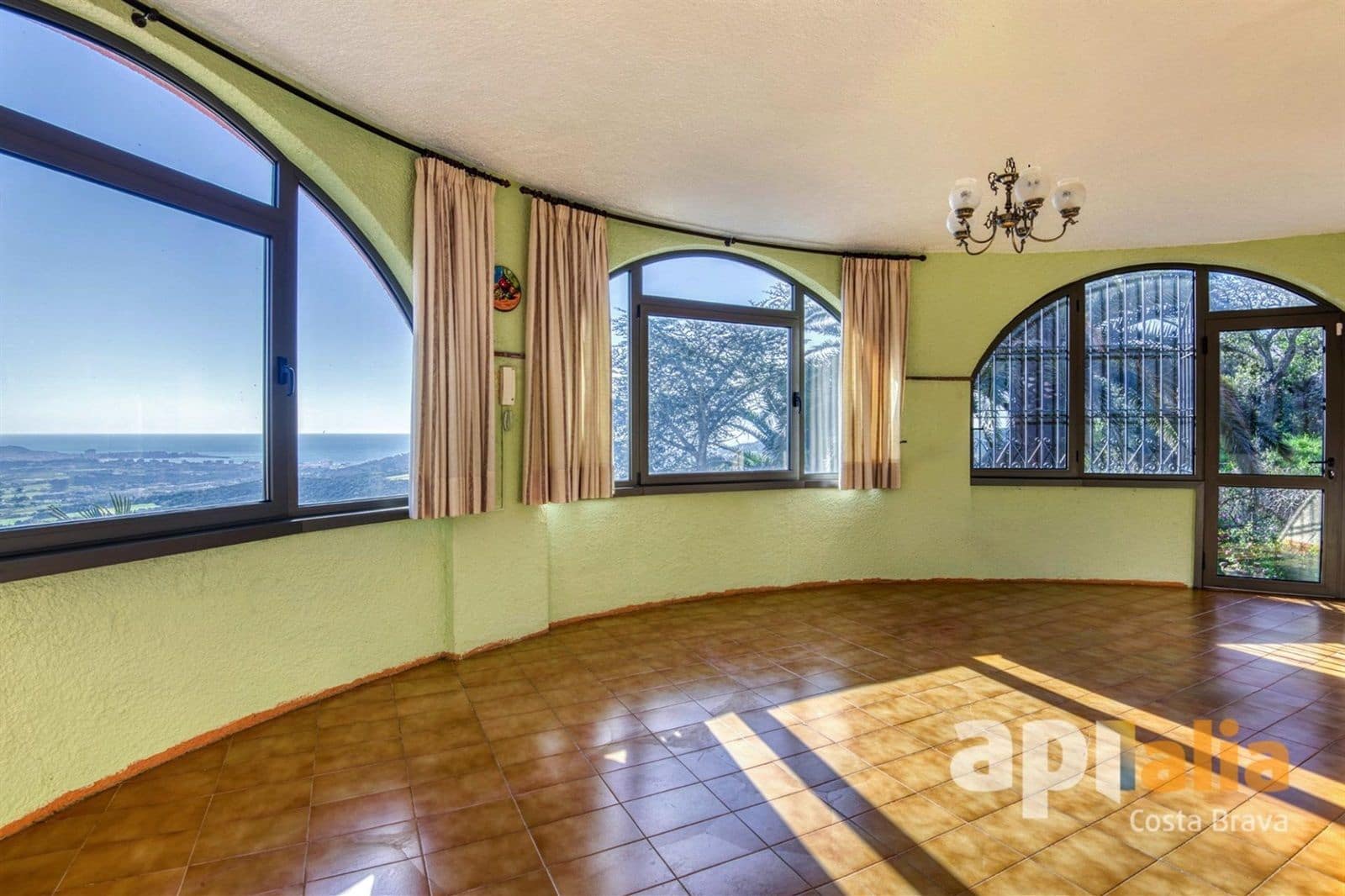 Chalet de 5 habitaciones en Calonge i Sant Antoni en venta con piscina - 840.000 € (Ref: 9985729)