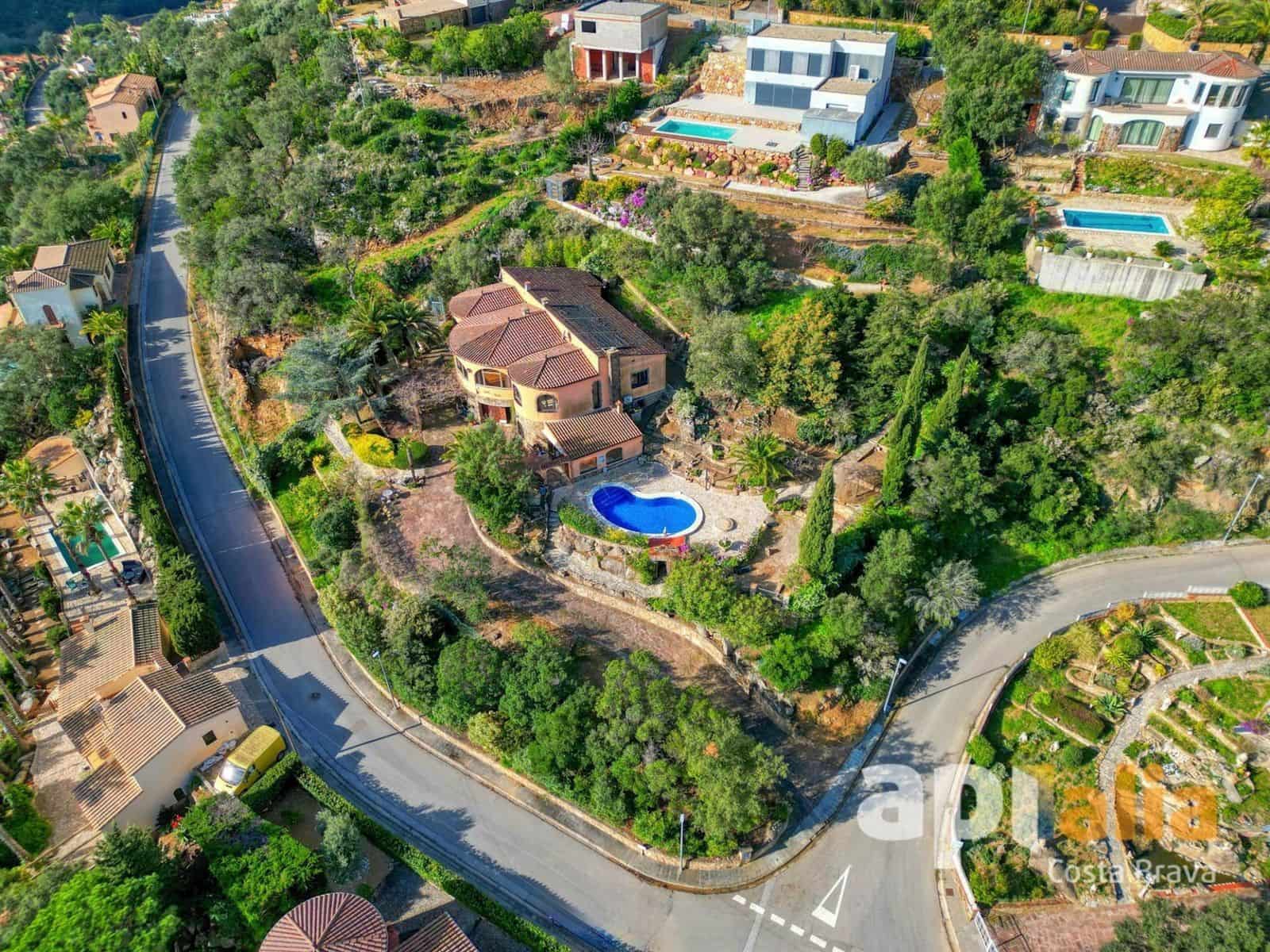 Chalet de 5 habitaciones en Calonge i Sant Antoni en venta con piscina - 840.000 € (Ref: 9985729)