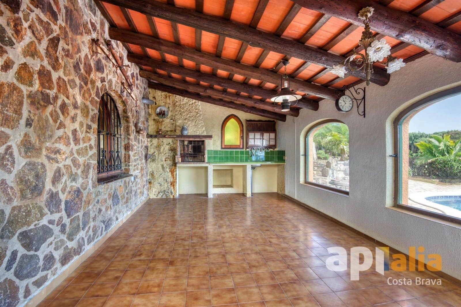 Chalet de 5 habitaciones en Calonge i Sant Antoni en venta con piscina - 840.000 € (Ref: 9985729)