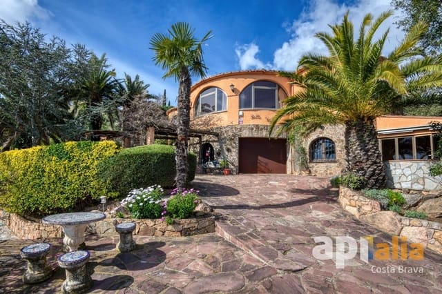 Chalet de 5 habitaciones en Calonge i Sant Antoni en venta con piscina - 840.000 € (Ref: 9985729)