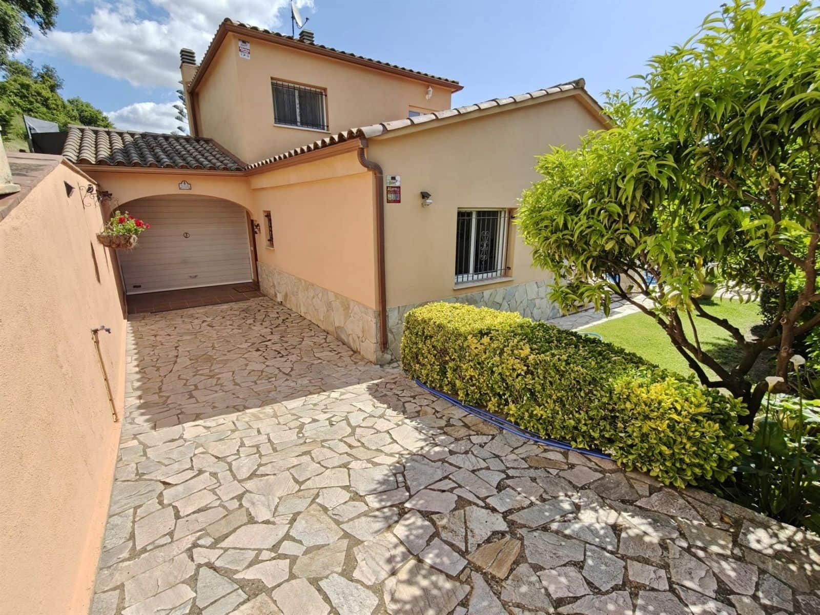 Chalet de 3 habitaciones en Calonge i Sant Antoni en venta - 490.000 € (Ref: 9985730)