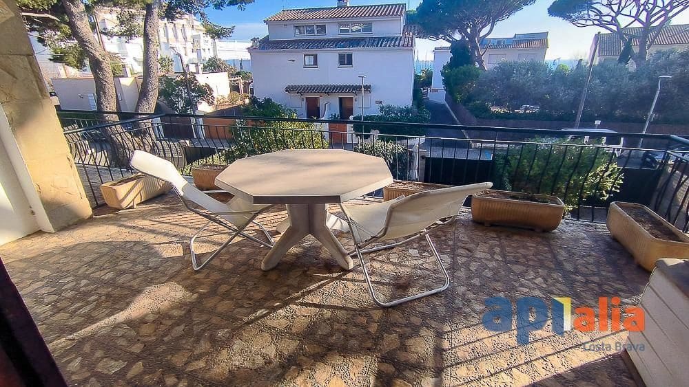 2 slaapkamer Flat te koop in Sant Antoni de Calonge - € 395.000 (Ref: 9985732)
