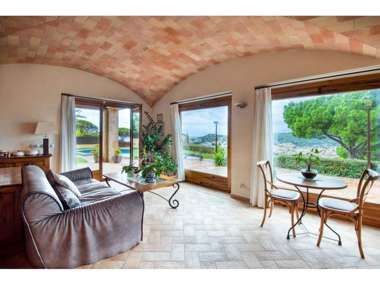 6 soveværelse Villa til salg i Sant Feliu de Guixols - € 2.600.000 (Ref: 9985736)