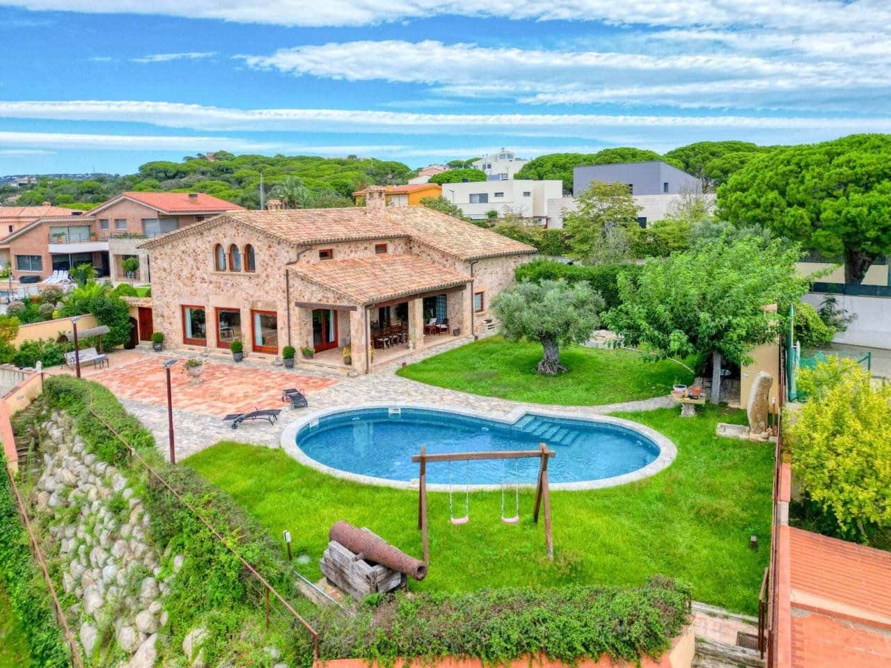 6 soveværelse Villa til salg i Sant Feliu de Guixols - € 2.600.000 (Ref: 9985736)