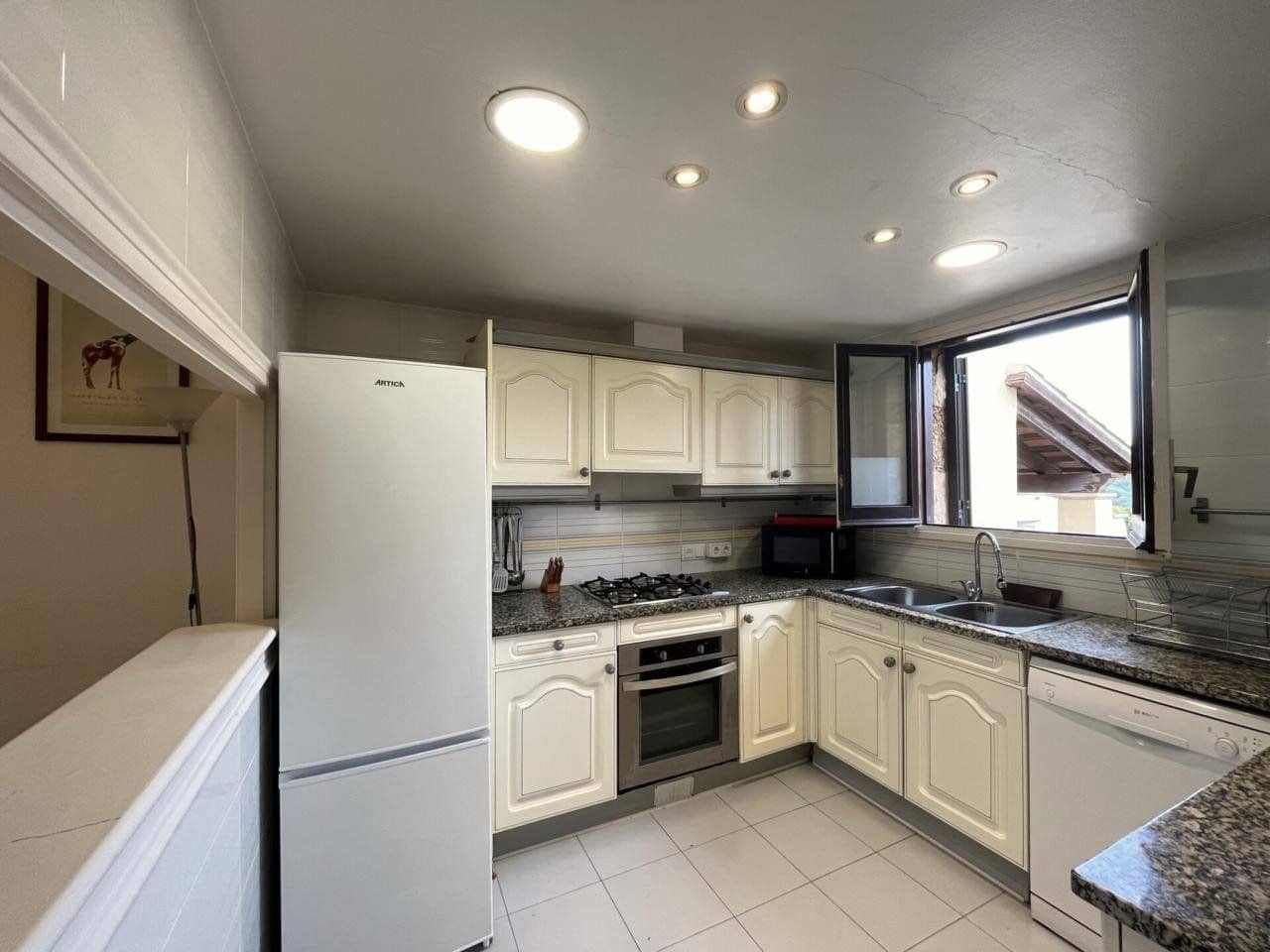 3 makuuhuone Huvila myytävänä paikassa Sant Feliu de Guixols mukana uima-altaan 
autotalli - 950 000 € (Ref: 9985737)