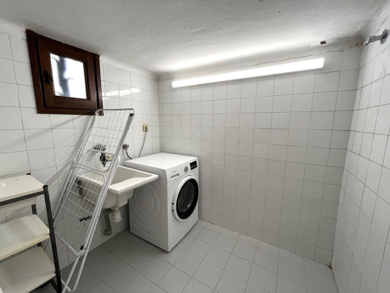 3 makuuhuone Huvila myytävänä paikassa Sant Feliu de Guixols mukana uima-altaan 
autotalli - 950 000 € (Ref: 9985737)