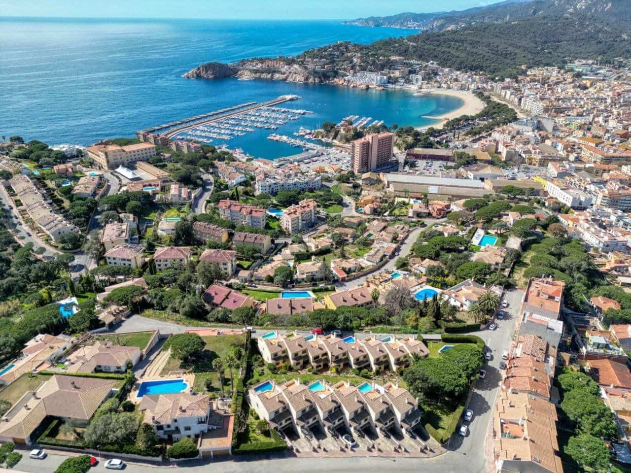 3 makuuhuone Huvila myytävänä paikassa Sant Feliu de Guixols mukana uima-altaan 
autotalli - 950 000 € (Ref: 9985737)