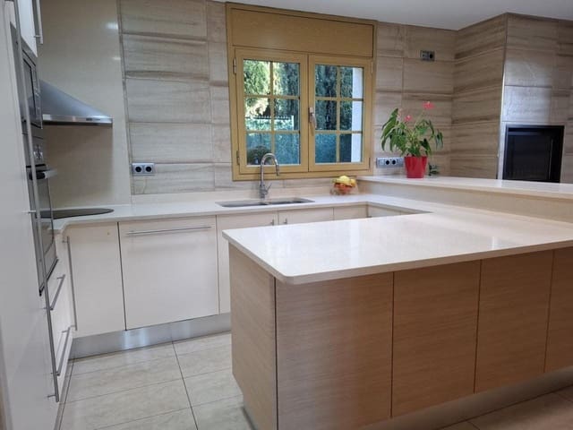 4 sypialnia Willa na sprzedaż w S'Agaro, Castell-Platja d'Aro - 725 000 € (Ref: 9985739)