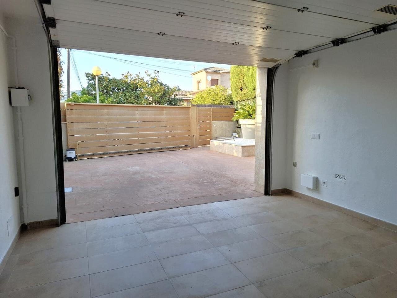 4 soveværelse Villa til salg i S'Agaro - € 725.000 (Ref: 9985739)