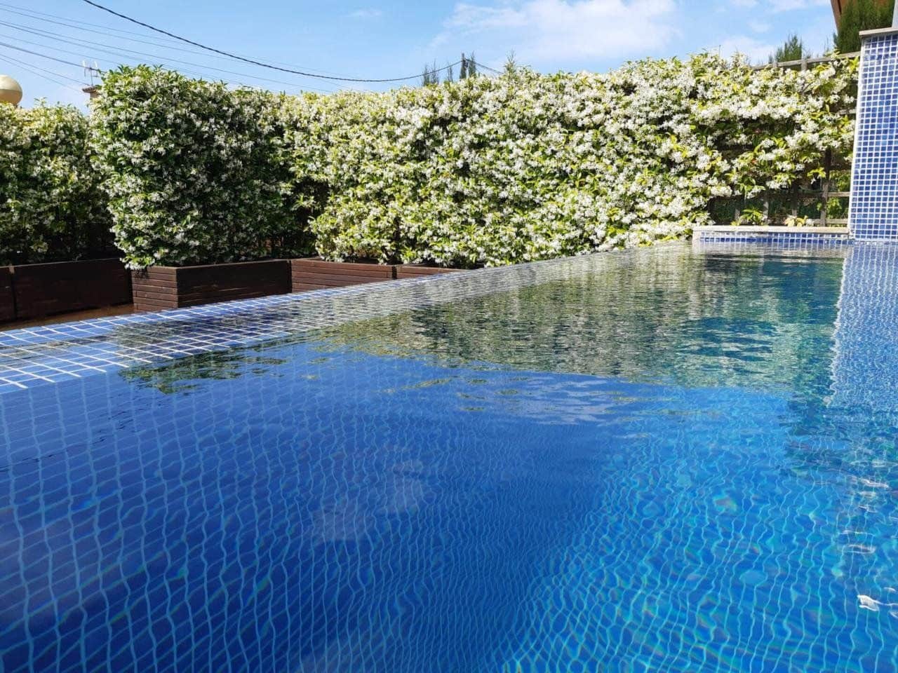 4 soveværelse Villa til salg i S'Agaro - € 725.000 (Ref: 9985739)